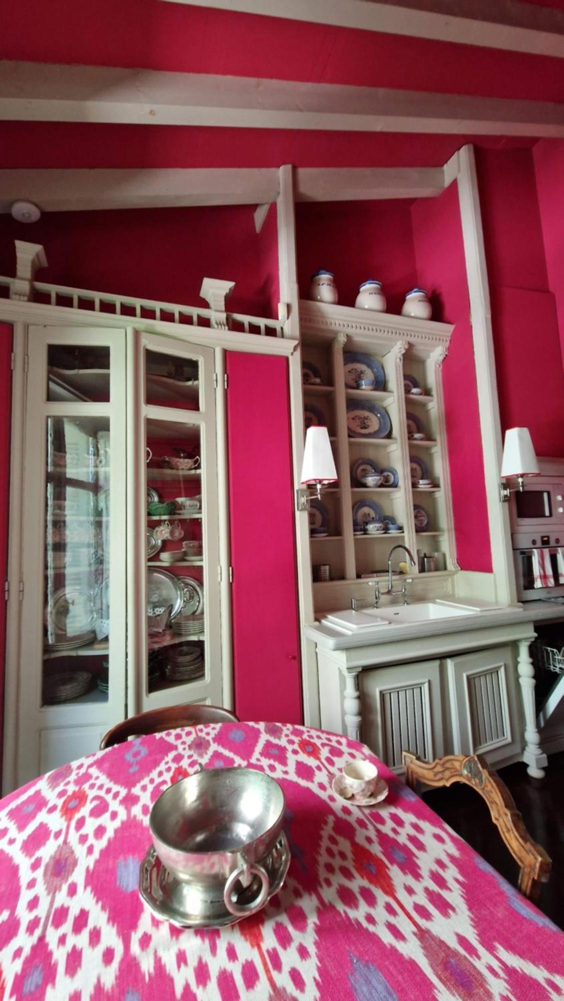 Caserta Hondarribia Bilik gambar